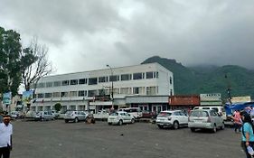 Hotel Tridev Katra